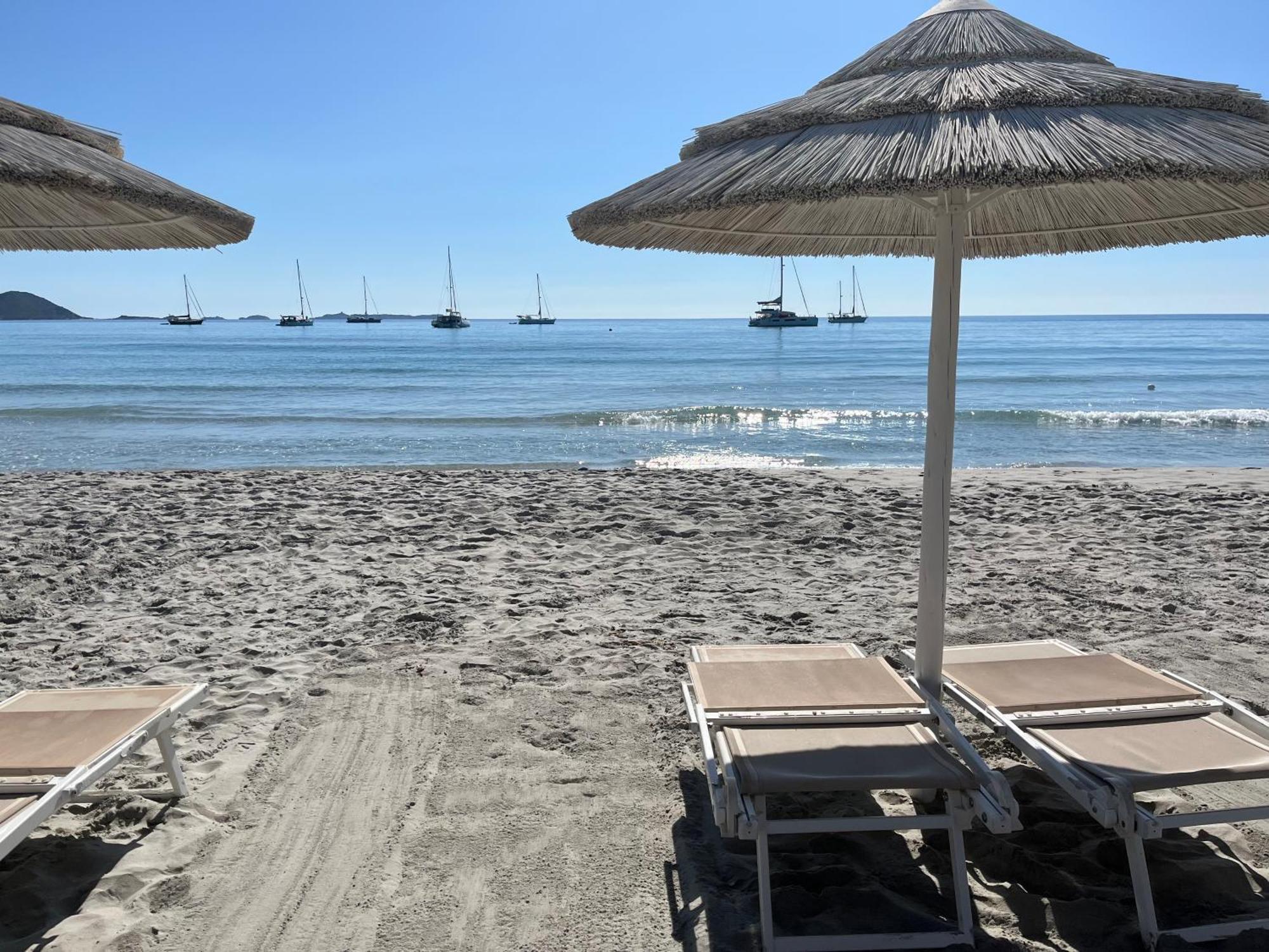 Tuffarsi Nel Paradiso Villasimius Exterior foto